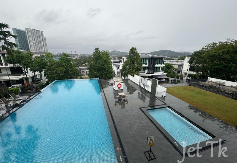 Duta Villa, Setia Alam