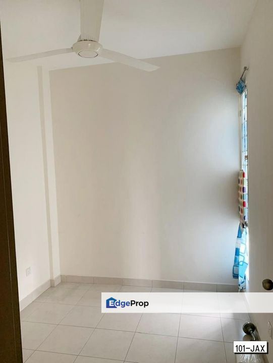For rent orchis apartment bandar parklands klang partially furnished, Selangor, Klang