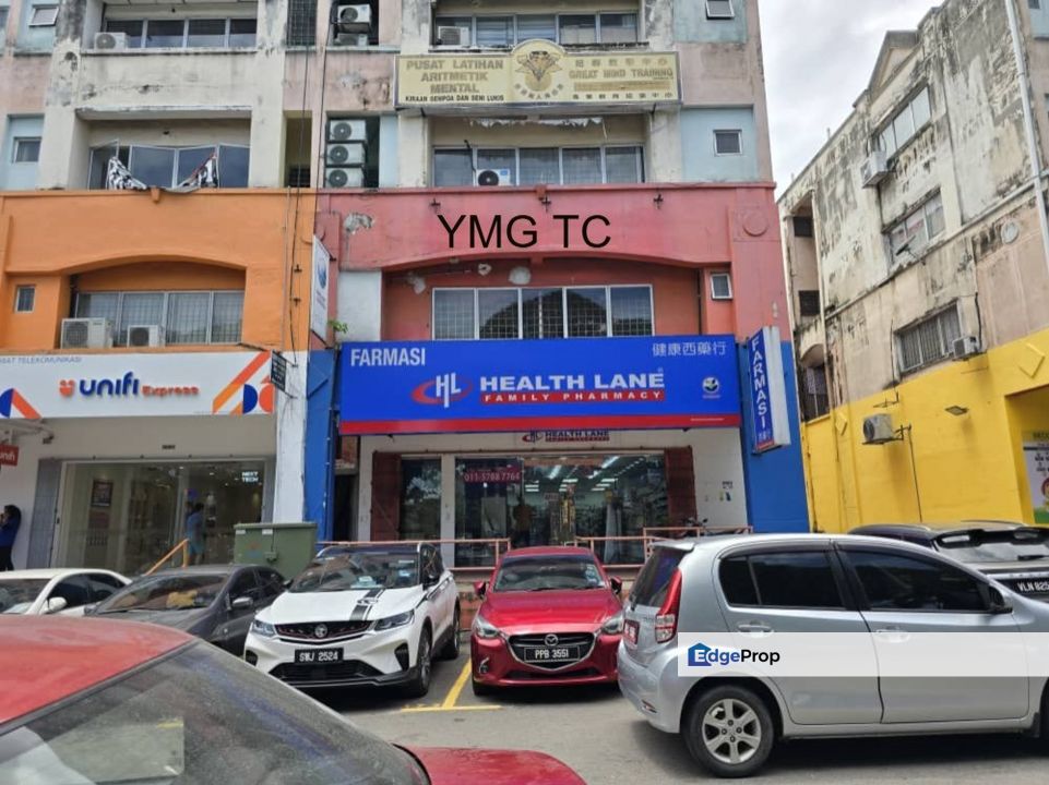 For rent bandar bukit tinggi klang office 1st Floor, Selangor, Klang