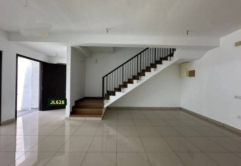 Ayra @ Bandar Bukit Raja