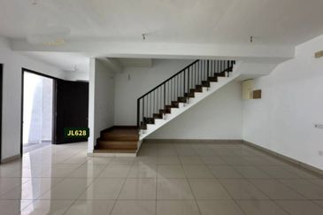 Ayra @ Bandar Bukit Raja