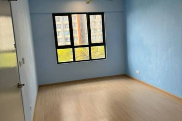 Gravit8 @ Klang South