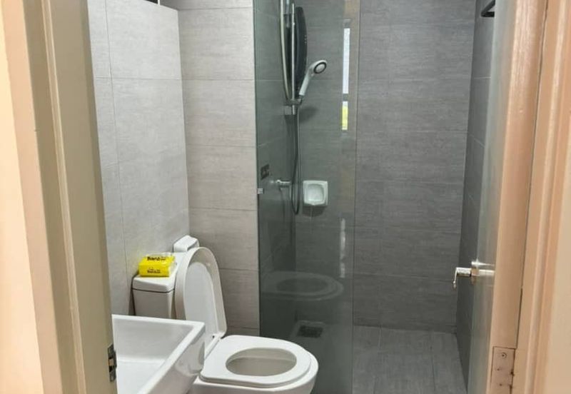 Gravit8 @ Klang South