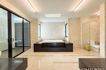 Duta Villa, Setia Alam