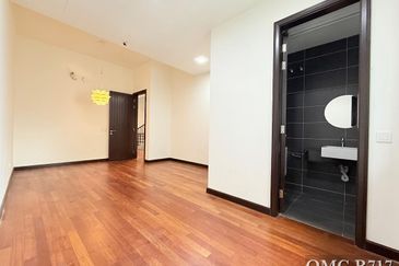 Duta Villa, Setia Alam