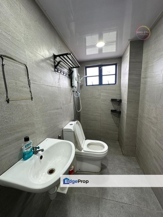 For rent D'Haven Condominium port klang partially furnished, Selangor, Port Klang