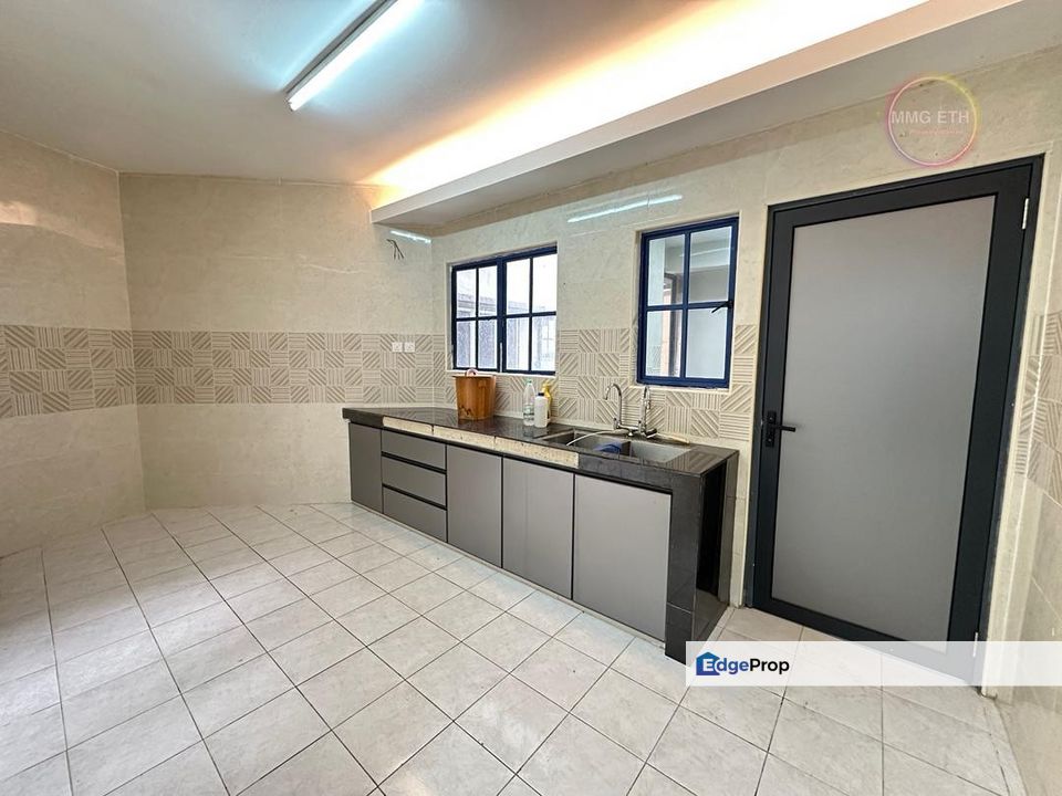 For rent D'Haven Condominium port klang partially furnished, Selangor, Port Klang