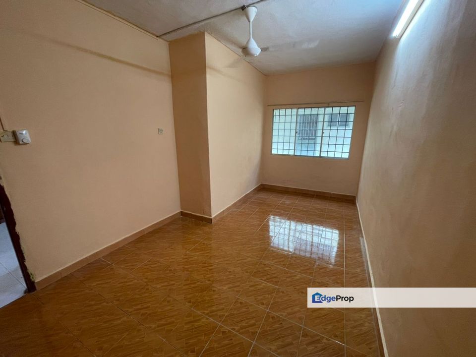 For rent taman sentosa klang double storey newly painted basic non-flooded, Selangor, Klang