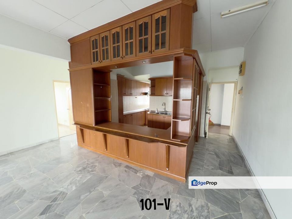 For sale sri alam condominium shah alam renovated partial furnished , Selangor, Shah Alam