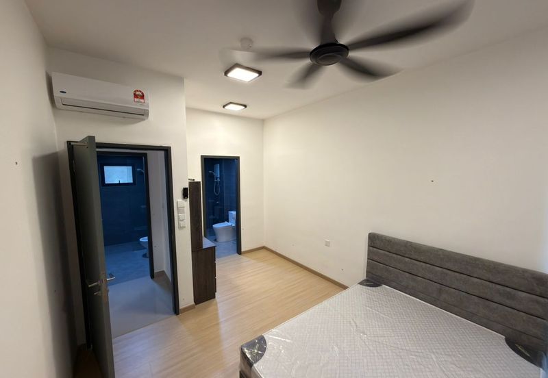 Arinna, Kemuning Utama