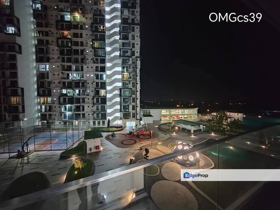 For sale the maple residences klang condominium fully furnished nearby ksl below market value, Selangor, Klang