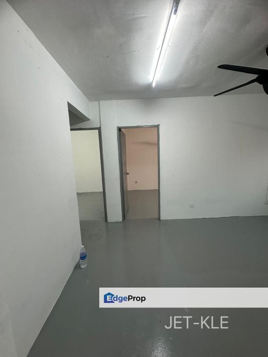 For rent bandar bukit tinggi flat , Selangor, Klang