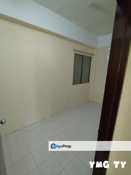 For sale perdana villa apartment, taman sentosa klang basic newly painted below market value, Selangor, Klang