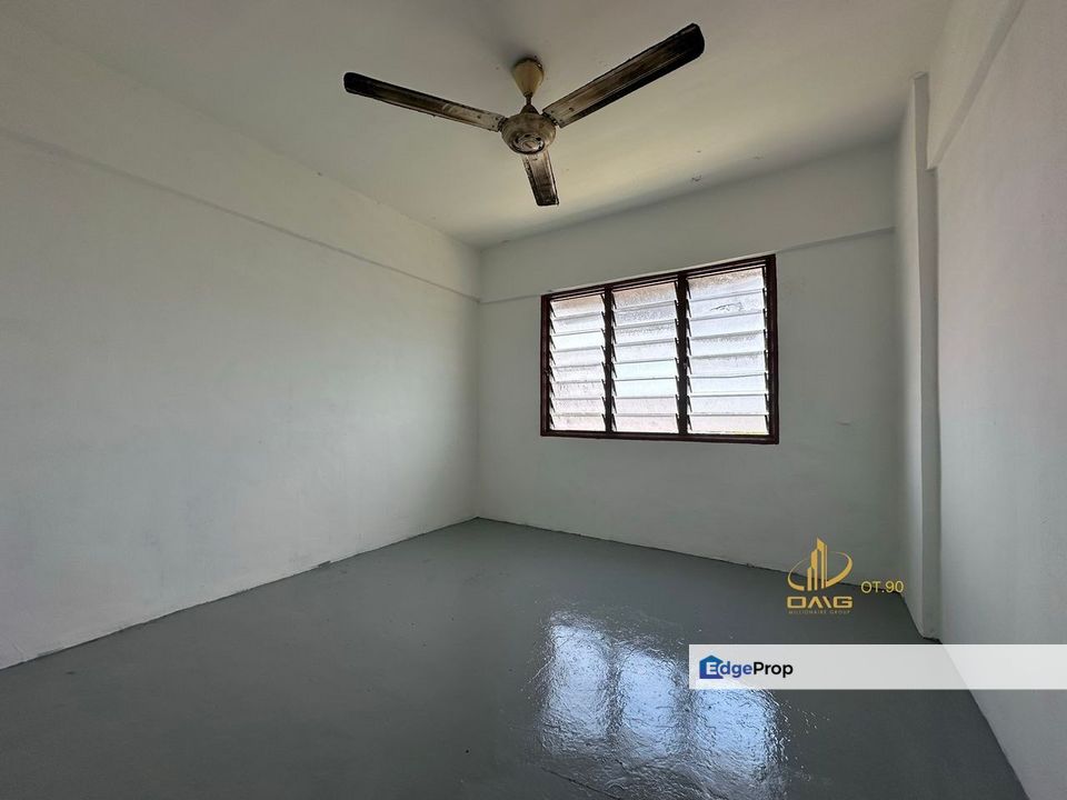 For sale taman permai indah flat low cost with lift below market value, Selangor, Port Klang