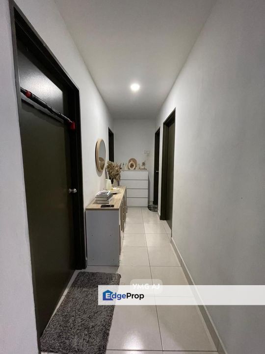 For Sale Orchis Apartment, Klang Renovated Partially furnished, Selangor, Klang