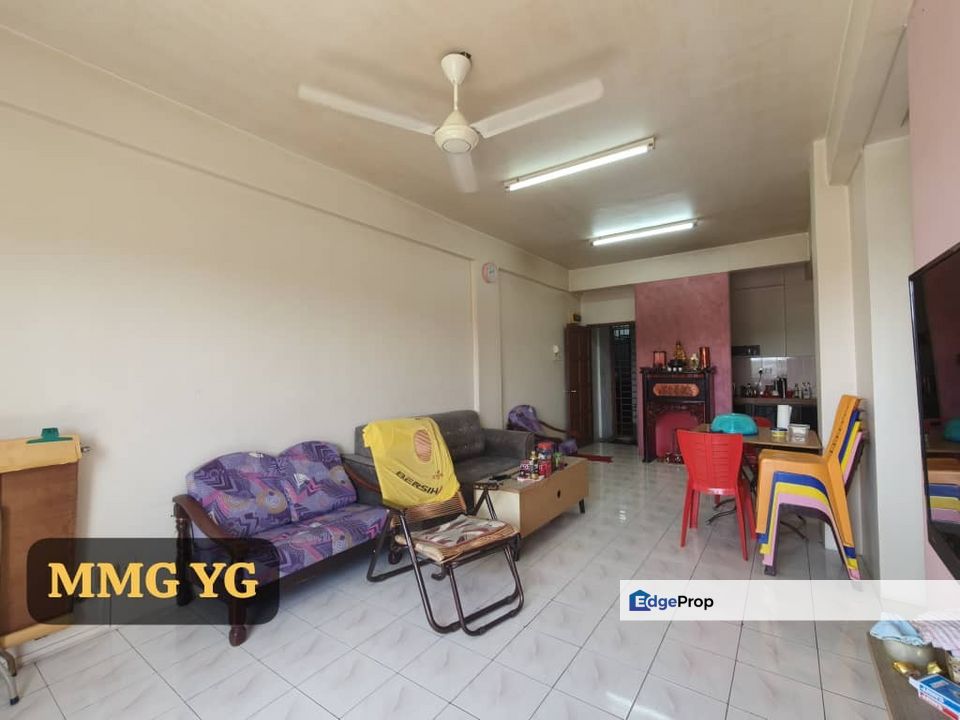 for sale amazing heights klang apartment renovated below market value, Selangor, Klang