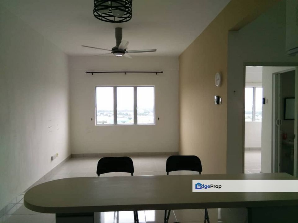 For sale kemuning aman shah alam apartment corner , Selangor, Shah Alam