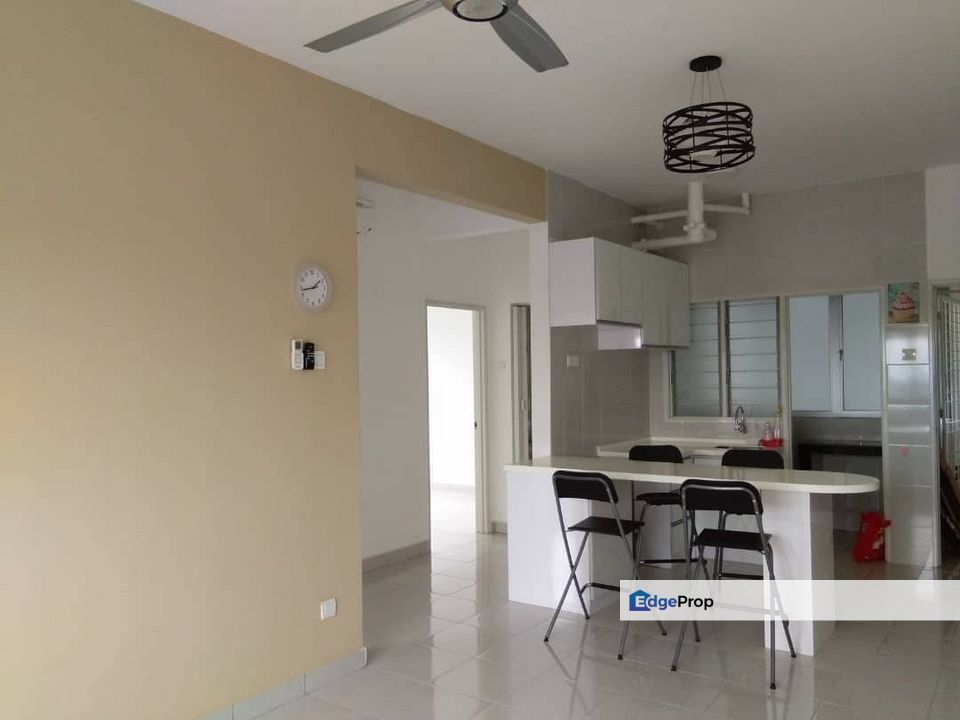 For sale kemuning aman shah alam apartment corner , Selangor, Shah Alam