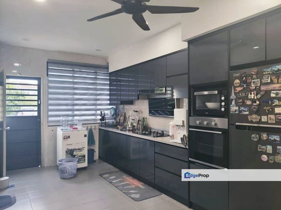 For sale taman seri mewah Meru Klang Double Storey House extended renovated facing playground, Selangor, Klang