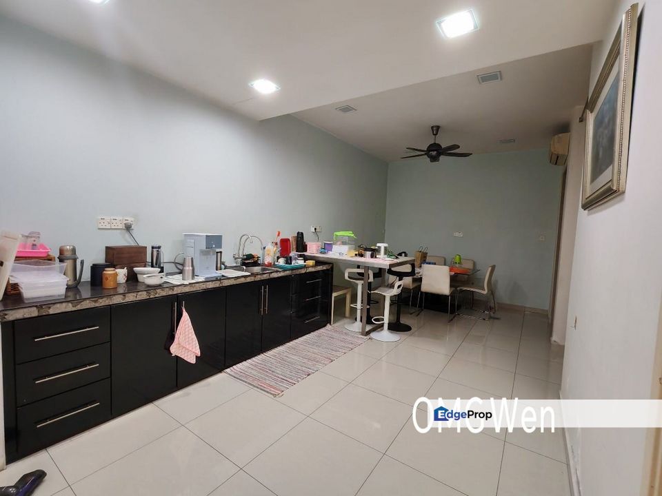 For rent Aman Perdana Klang Double Storey Semi-D renovated partial furnished , Selangor, Klang