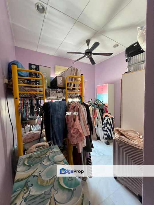 For sale taman saga klang double storey fully renovated & extended partially furnished facing no house, Selangor, Klang