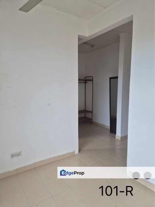 For sale bandar bukit raja klang double storey renovated , Selangor, Klang