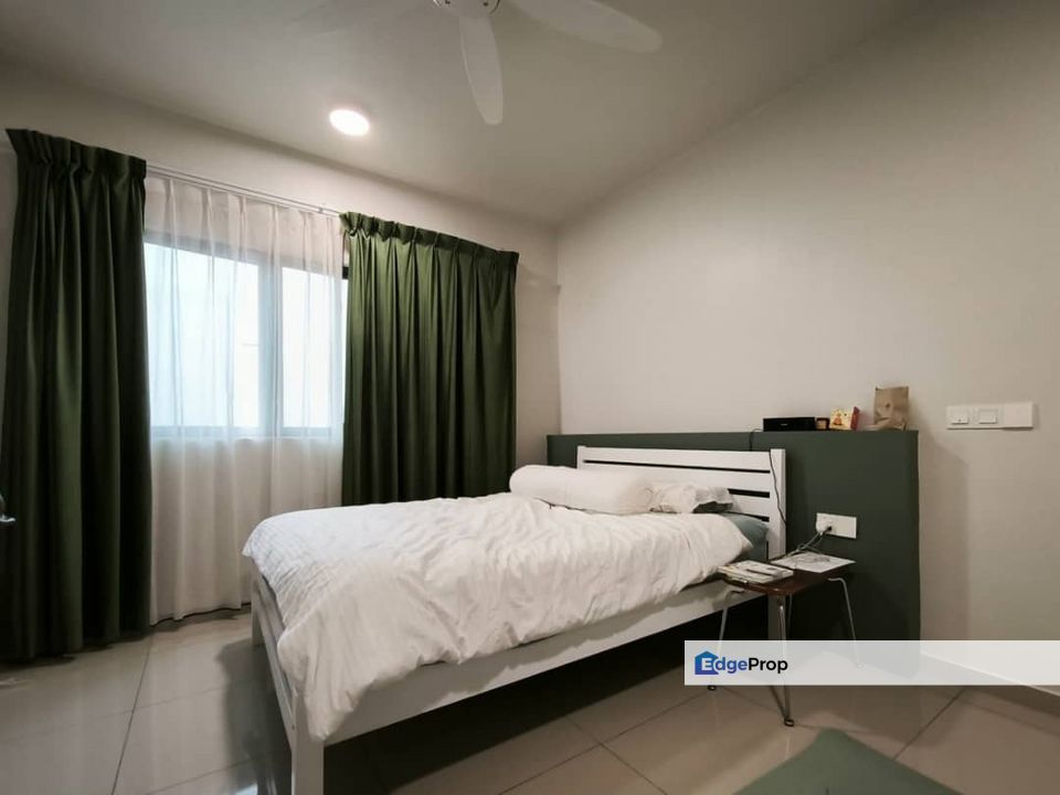 For Sale Duduk Huni @ Eco Ardence, Setia Alam Condominium Partially furnished nearby setia city mall, Selangor, Setia Alam/Alam Nusantara