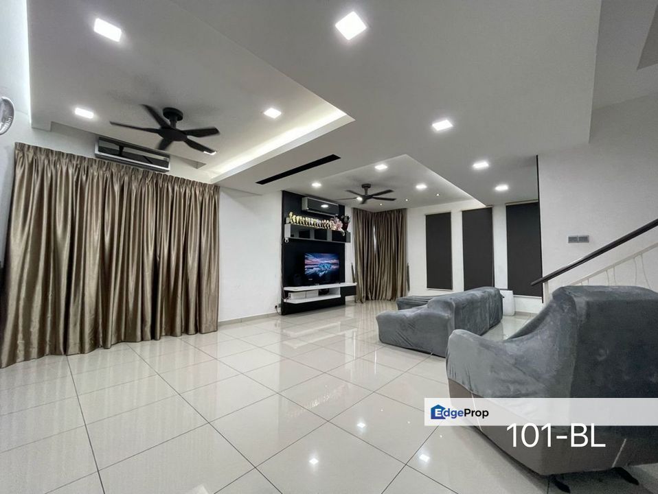 For sale taman aman perdana klang semi d renovated partially furnished facing open, Selangor, Klang