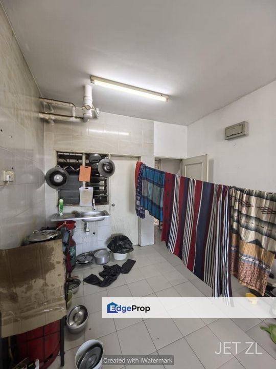 For sale kemuning aman apartment shah alam basic , Selangor, Shah Alam