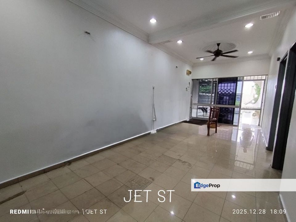 For rent taman sentosa klang single storey facing open renovated partially furnished, Selangor, Klang