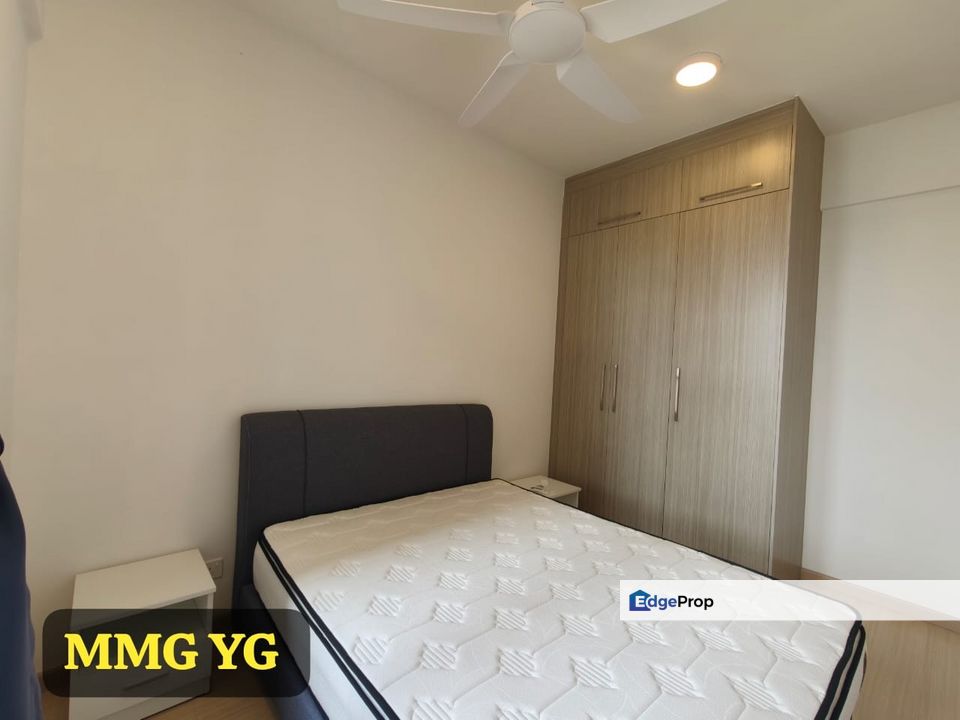 For sale gravit8 @ klang south condominum fully furnished super below market value, Selangor, Klang