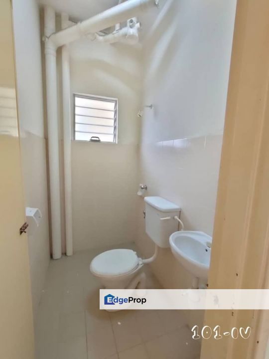 For rent pangsapuri kasuarina, bandar botanic kitchen cabinet nearby aeon bukit tinggi klang, Selangor, Bandar Botanic/Bandar Bukit Tinggi