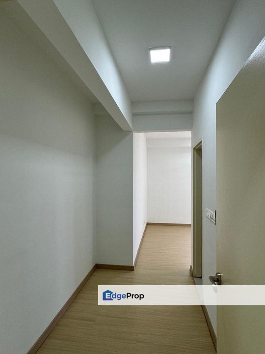 For rent Nordica Residences @ Gravit8 Klang Condominium partially furnished near KSL mall, Selangor, Klang