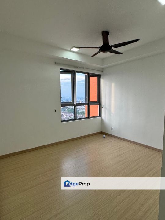 For rent Nordica Residences @ Gravit8 Klang Condominium partially furnished near KSL mall, Selangor, Klang