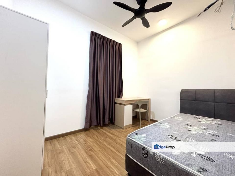 For sale the treso gravit8 klang condominium fully furnished near ksl mal, Selangor, Klang