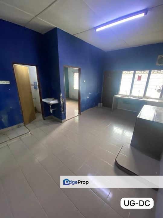 For sale taman sri sentosa klang single storey basic facing playground, Selangor, Klang