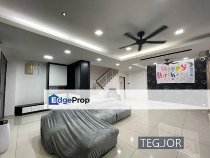 For Sale# Taman Aman Perdana, Klang# Jalan 9# Facing Open#Next to Lake# Double Storey Semi D# Fully Renovated, Selangor, Klang