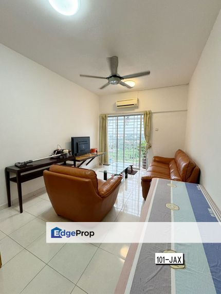 For Sale# Pelangi Heights Condominium Phase 2, Klang# Behind Centro Klang# Renovated & Partially furnished, Selangor, Klang