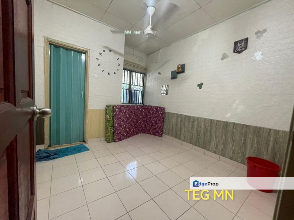 For Sale# Bandar Puteri Klang# Double Storey# Gated & Guarded# Kerongsang# Renovated & Extended# Partially furnished, Selangor, Klang