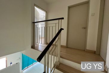 Saron @Bandar Bukit Raja