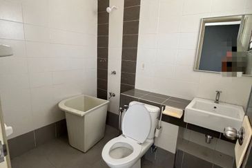 Saron @Bandar Bukit Raja