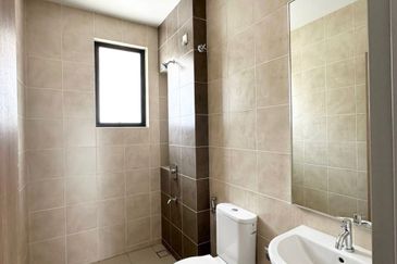 Ayra @ Bandar Bukit Raja