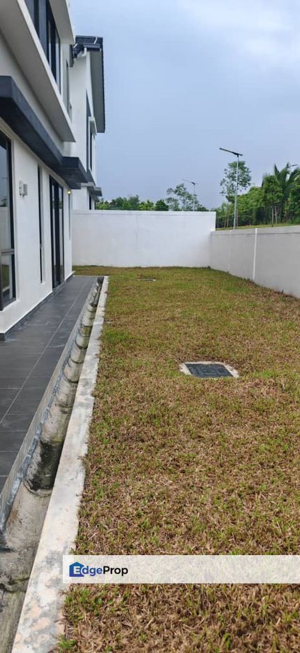 For Sale# Alam Impian, Shah Alam# Double Storey Semi D Endlot# Basic, Selangor, Shah Alam