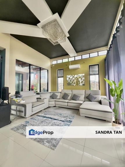 Jalan Sentral 2x Taman Nusa Sentral  3 Storey Cluster, Johor, 