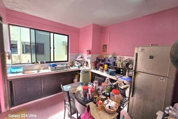 Flat Taman Ungku Tun Aminah