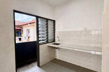 Jalan Impian Emas 20