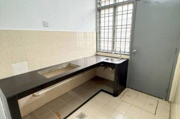 Jalan Pulai Indah, Taman Pulai Indah