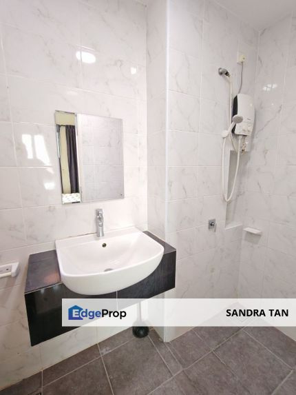 Sky Breeze Bukit Indah     Apartment, Johor, Johor Bahru