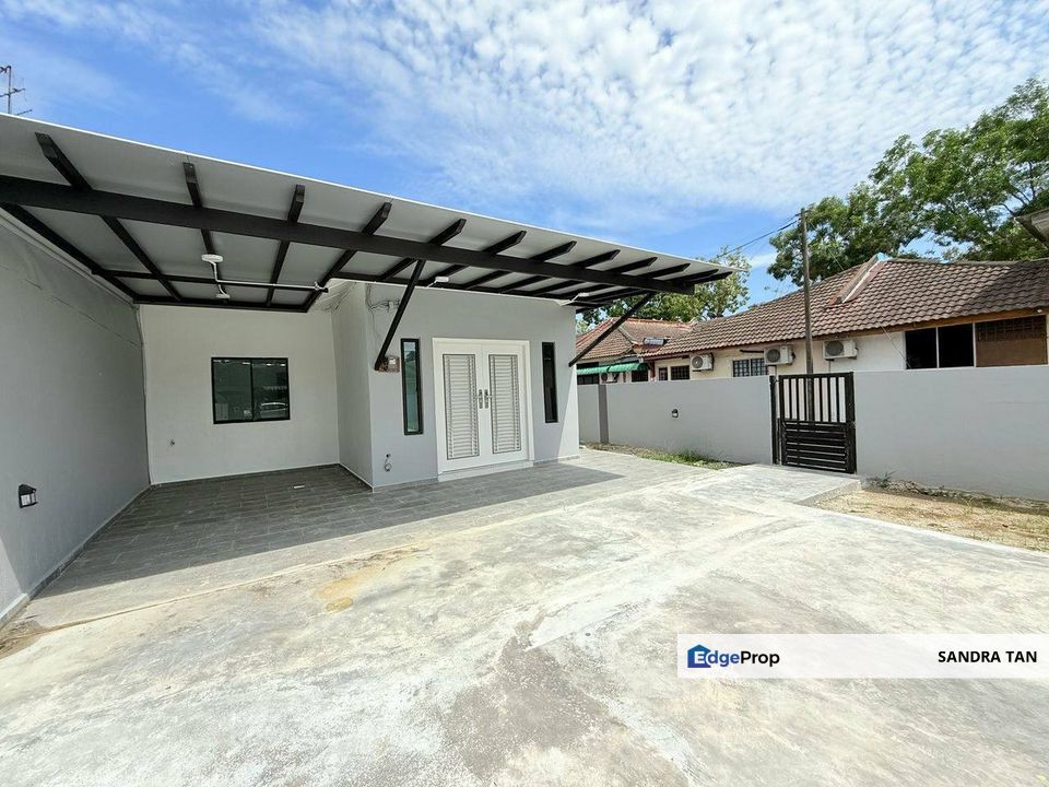 Taman Teratai Single Storey Corner Lot for Sale @RM698,000 By SANDRA ...