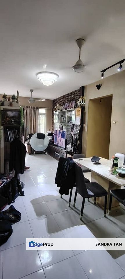 Sri Akasia Tampoi Indah Apartment Corner Lot, Johor, Tampoi